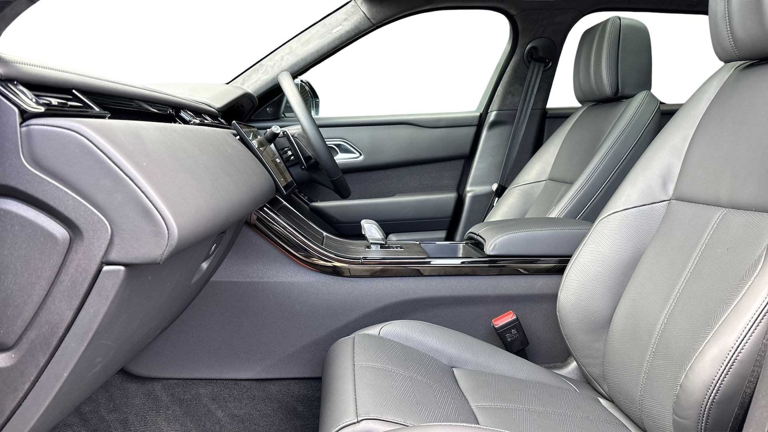 Used Land Rover Range Rover Velar 2025 for sale - 76459787: Photo 3