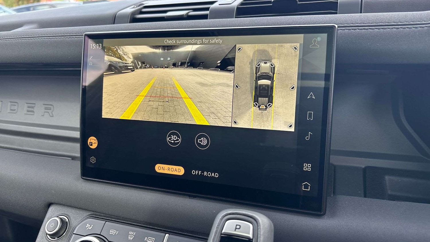 Used Land Rover Defender 2022 for sale - 76460408: Photo 12