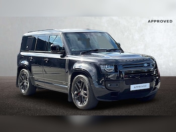 Used Land Rover Defender 2022 for sale - 76460408: Photo