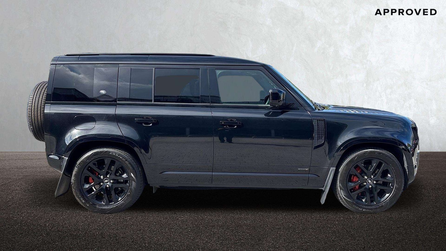 Used Land Rover Defender 2022 for sale - 76460408: Photo 5