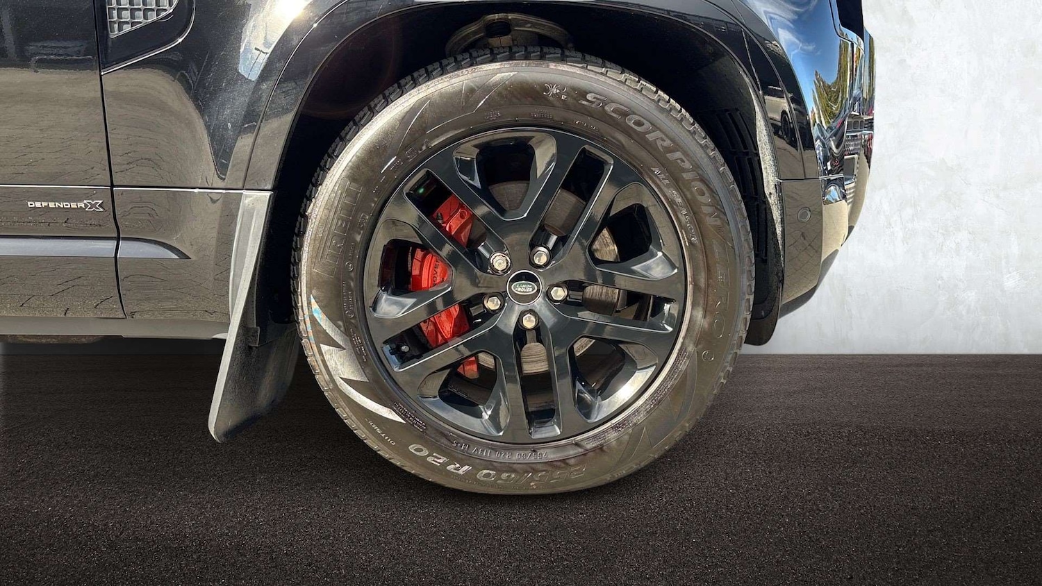 Used Land Rover Defender 2022 for sale - 76460408: Photo 8