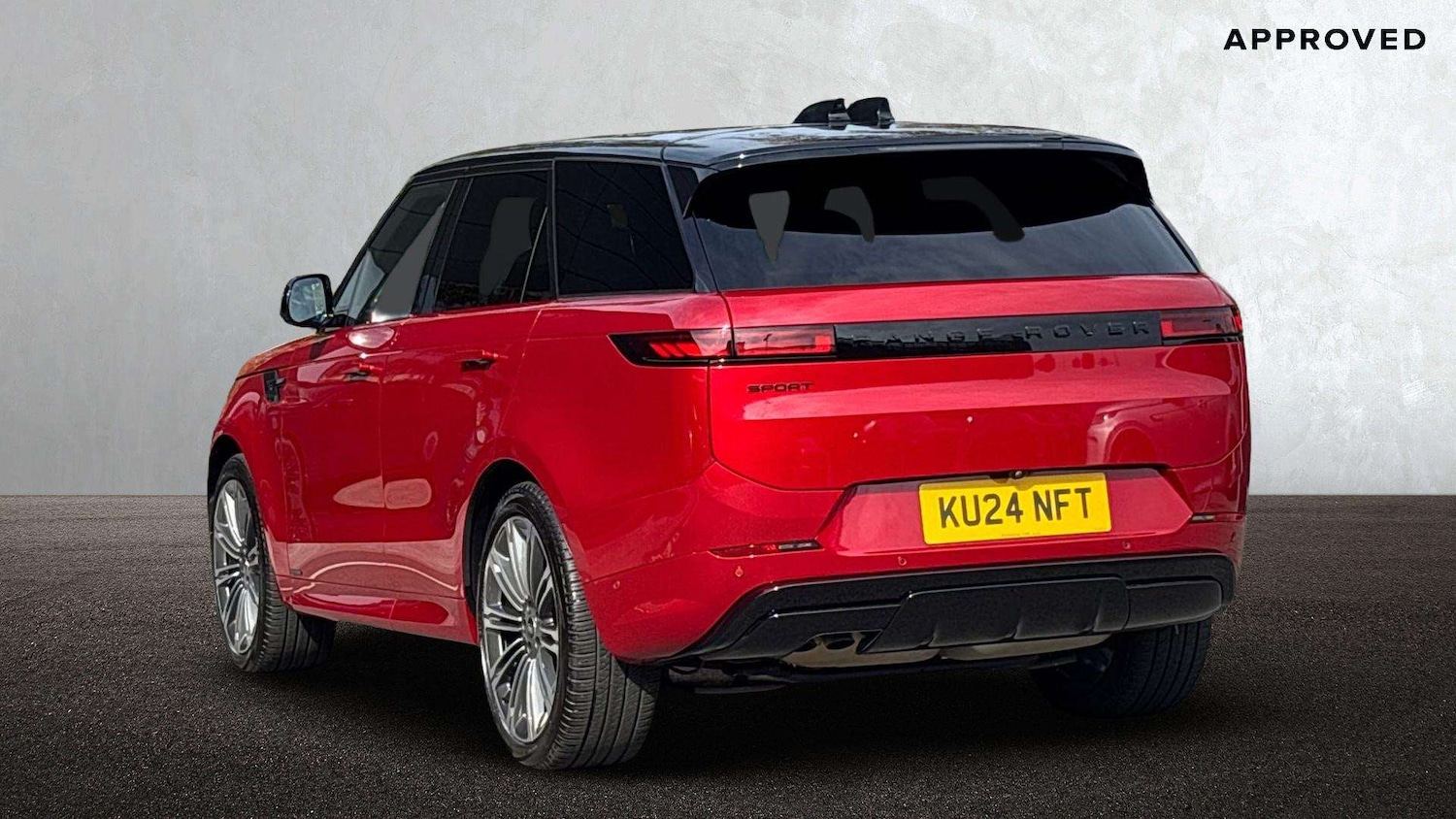 Used Land Rover Range Rover Sport 2024 for sale - 76460247: Photo 2