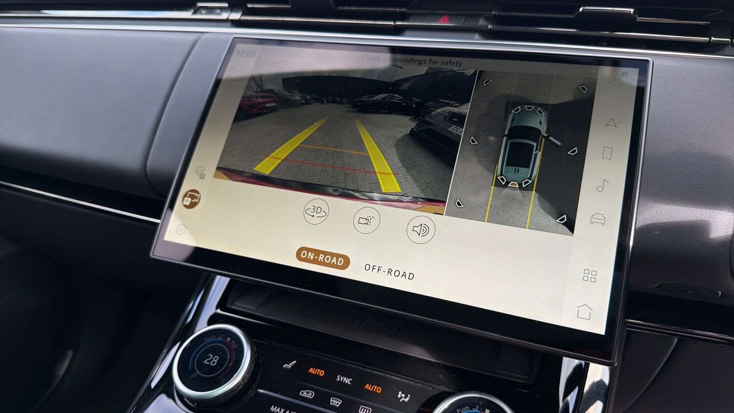 Used Land Rover Range Rover Sport 2024 for sale - 78221263: Photo 12