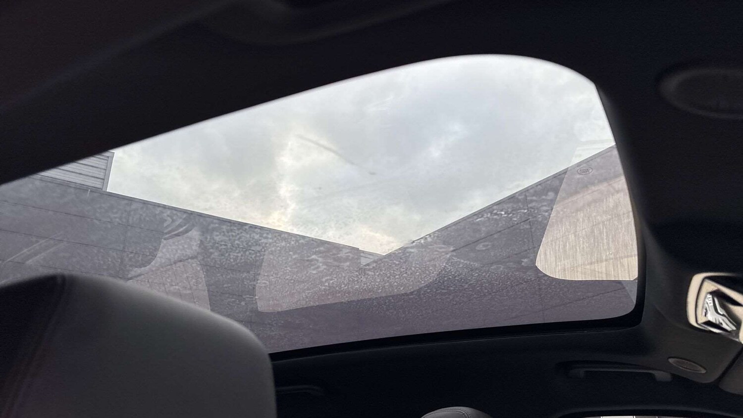 Used Land Rover Range Rover Velar 2023 for sale - 76967728: Photo 21