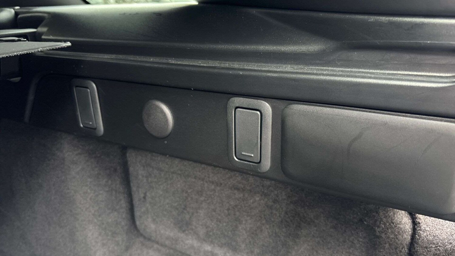 Used Land Rover Range Rover Velar 2023 for sale - 76967728: Photo 27