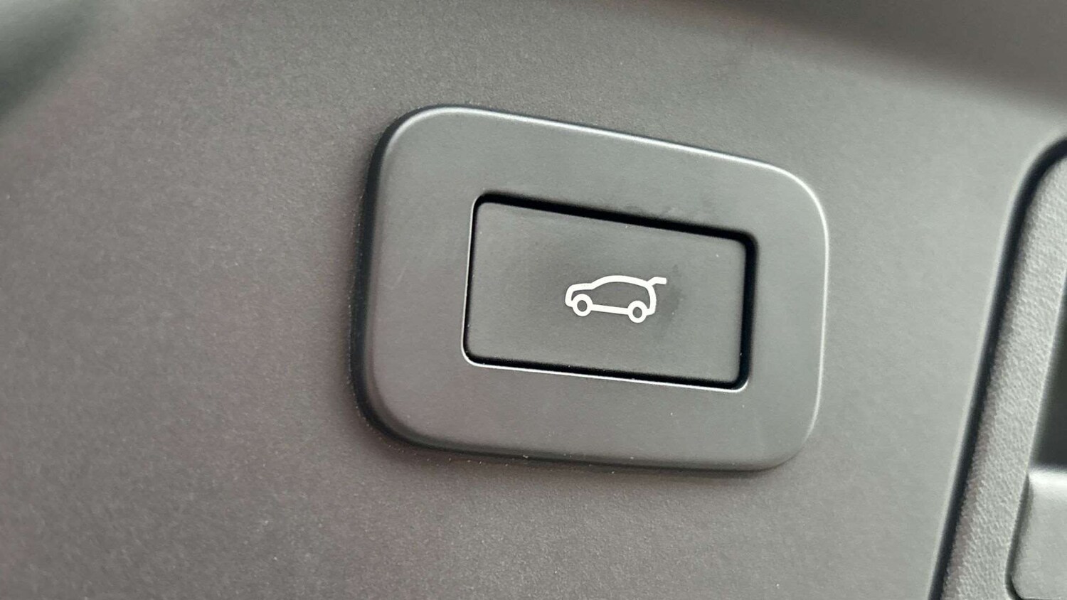 Used Land Rover Range Rover Velar 2023 for sale - 76967728: Photo 29