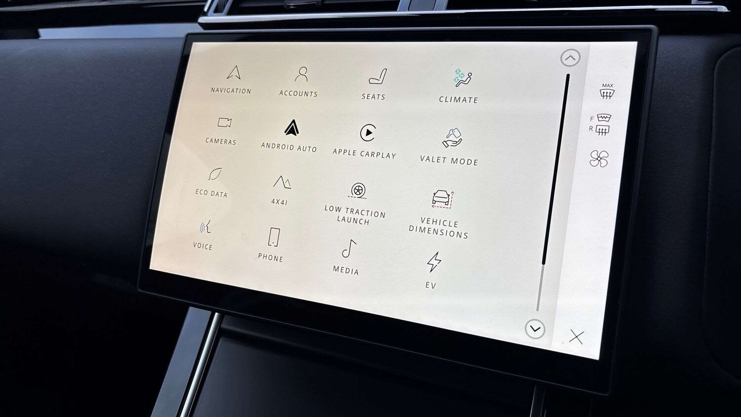 Used Land Rover Range Rover Velar 2023 for sale - 76967728: Photo 35