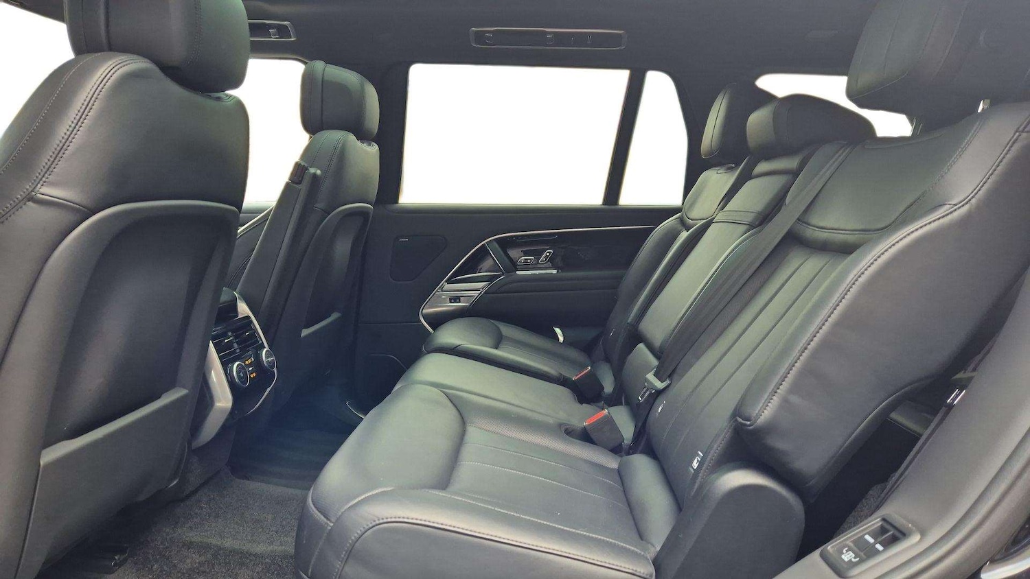 Used Land Rover Range Rover 2023 for sale - 76732216: Photo 4