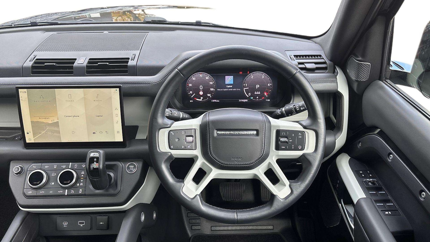 Used Land Rover Defender 2023 for sale - 76460172: Photo 15