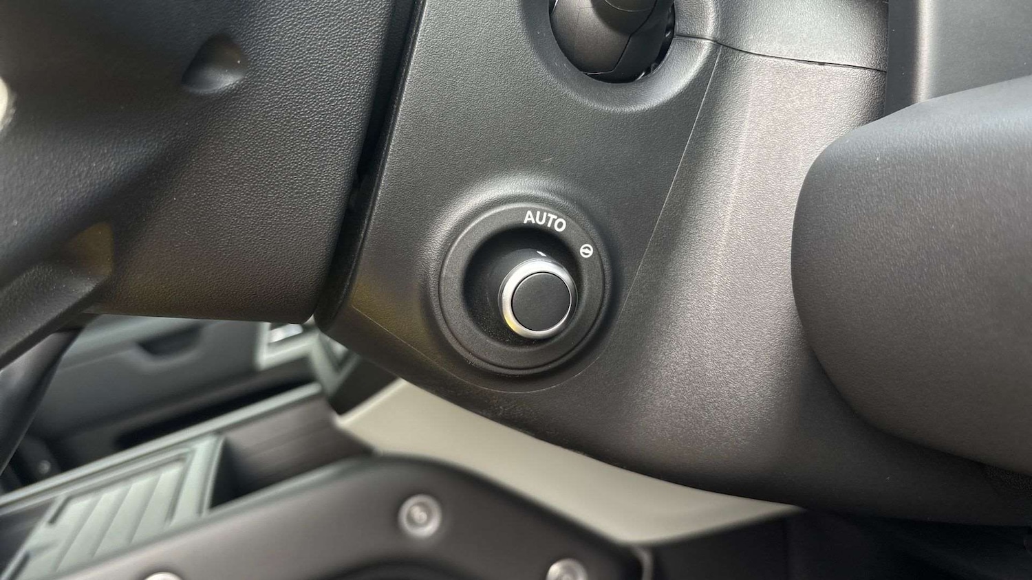 Used Land Rover Defender 2023 for sale - 76460172: Photo 29