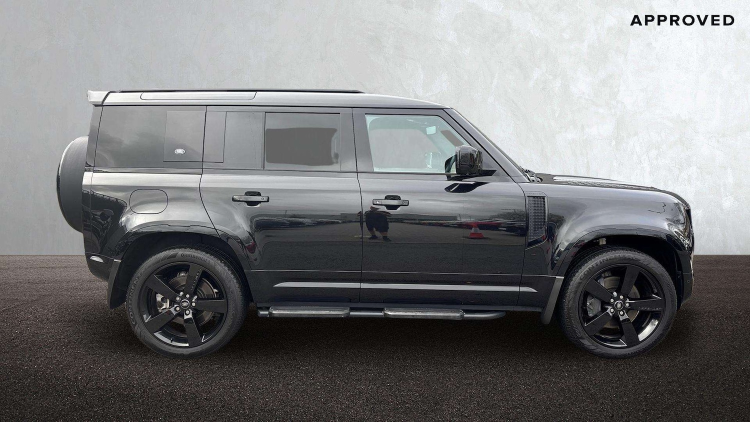 Used Land Rover Defender 2023 for sale - 76460172: Photo 5