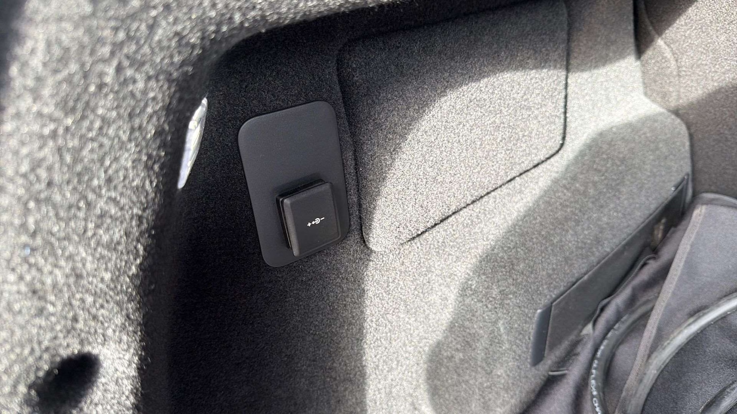 Used Land Rover Range Rover Evoque 2025 for sale - 77244985: Photo 27