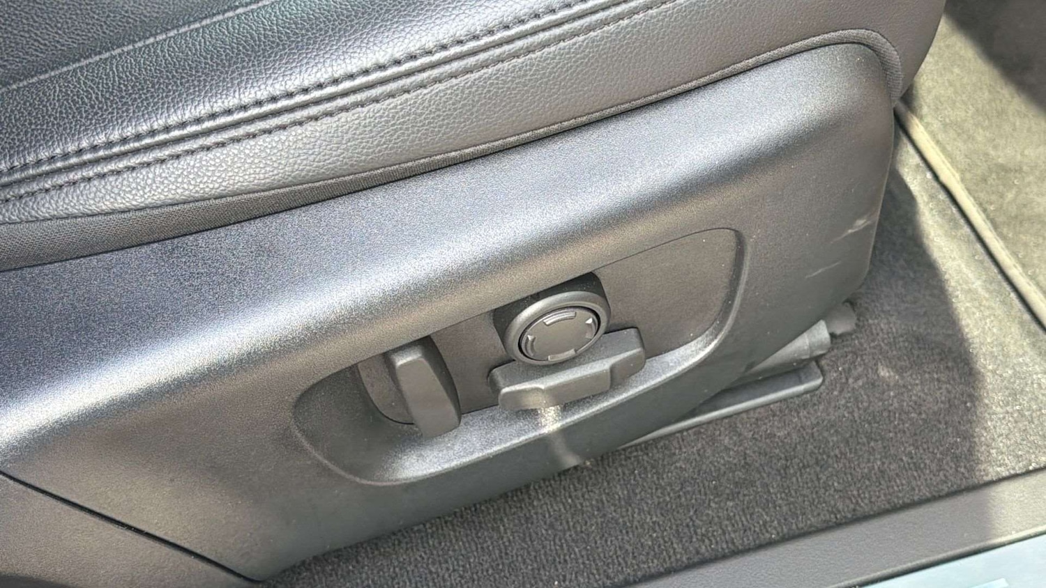 Used Land Rover Range Rover Evoque 2025 for sale - 77244985: Photo 34