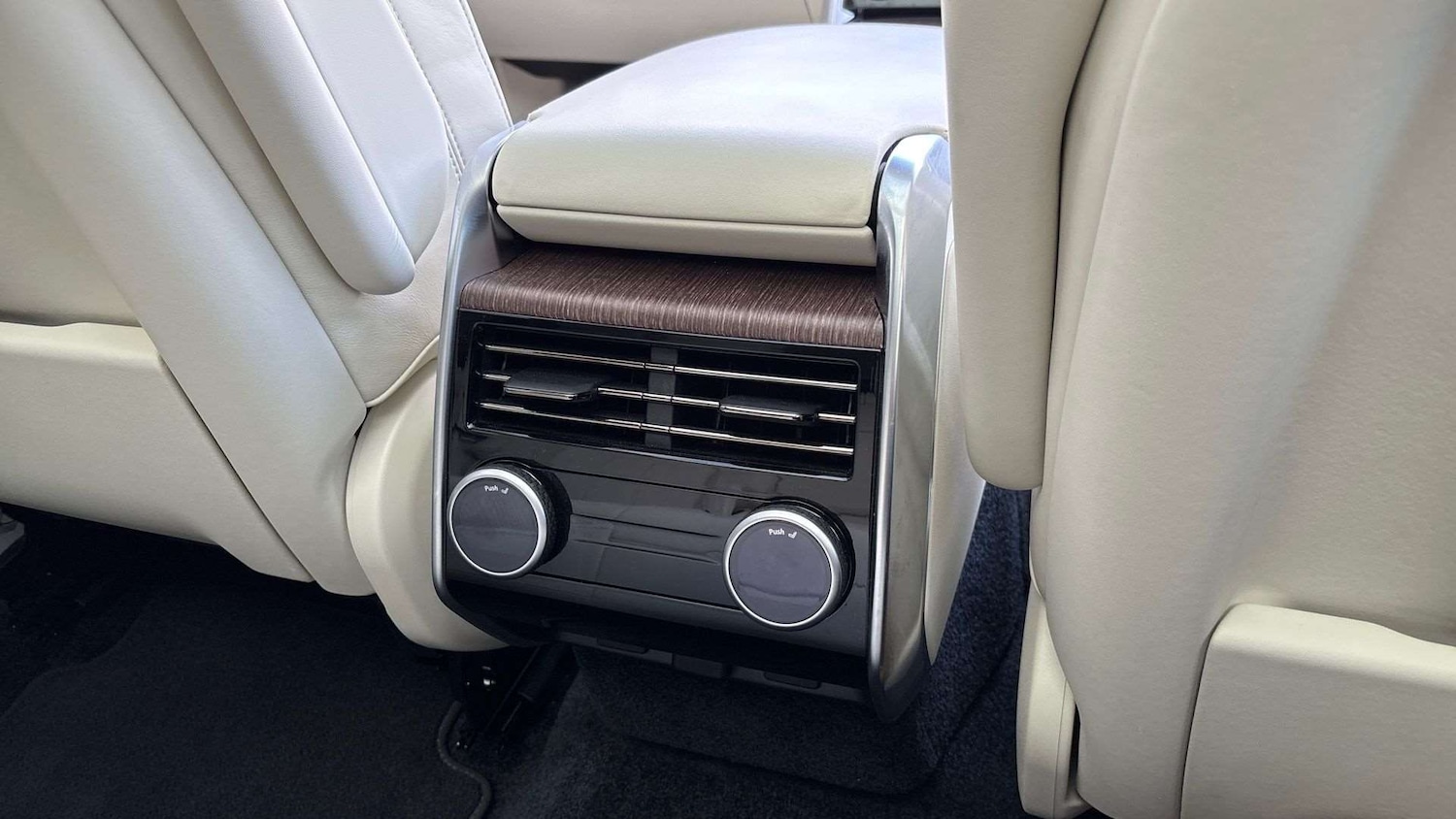 Used Land Rover Range Rover 2023 for sale - 77000211: Photo 18