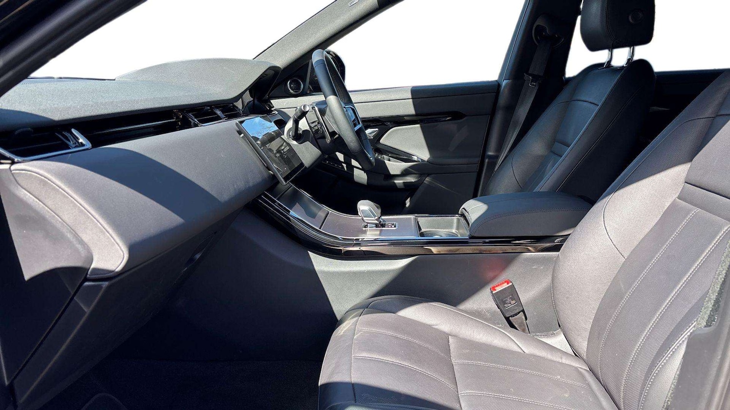 Used Land Rover Range Rover Evoque 2025 for sale - 78221252: Photo 3