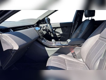 Used Land Rover Range Rover Evoque 2025 for sale - 78221252: Photo