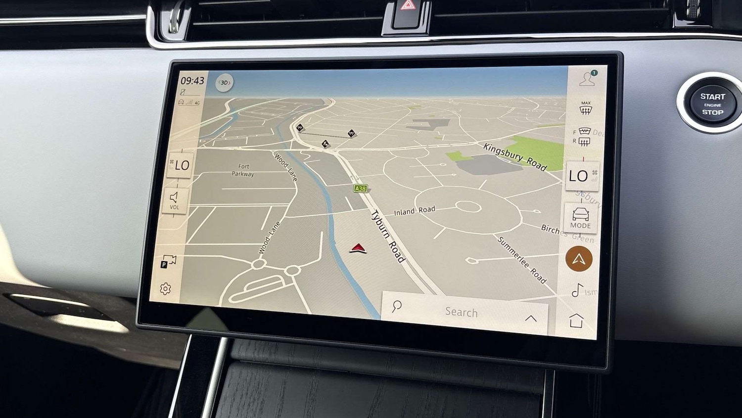 Used Land Rover Range Rover Evoque 2025 for sale - 76460082: Photo 11