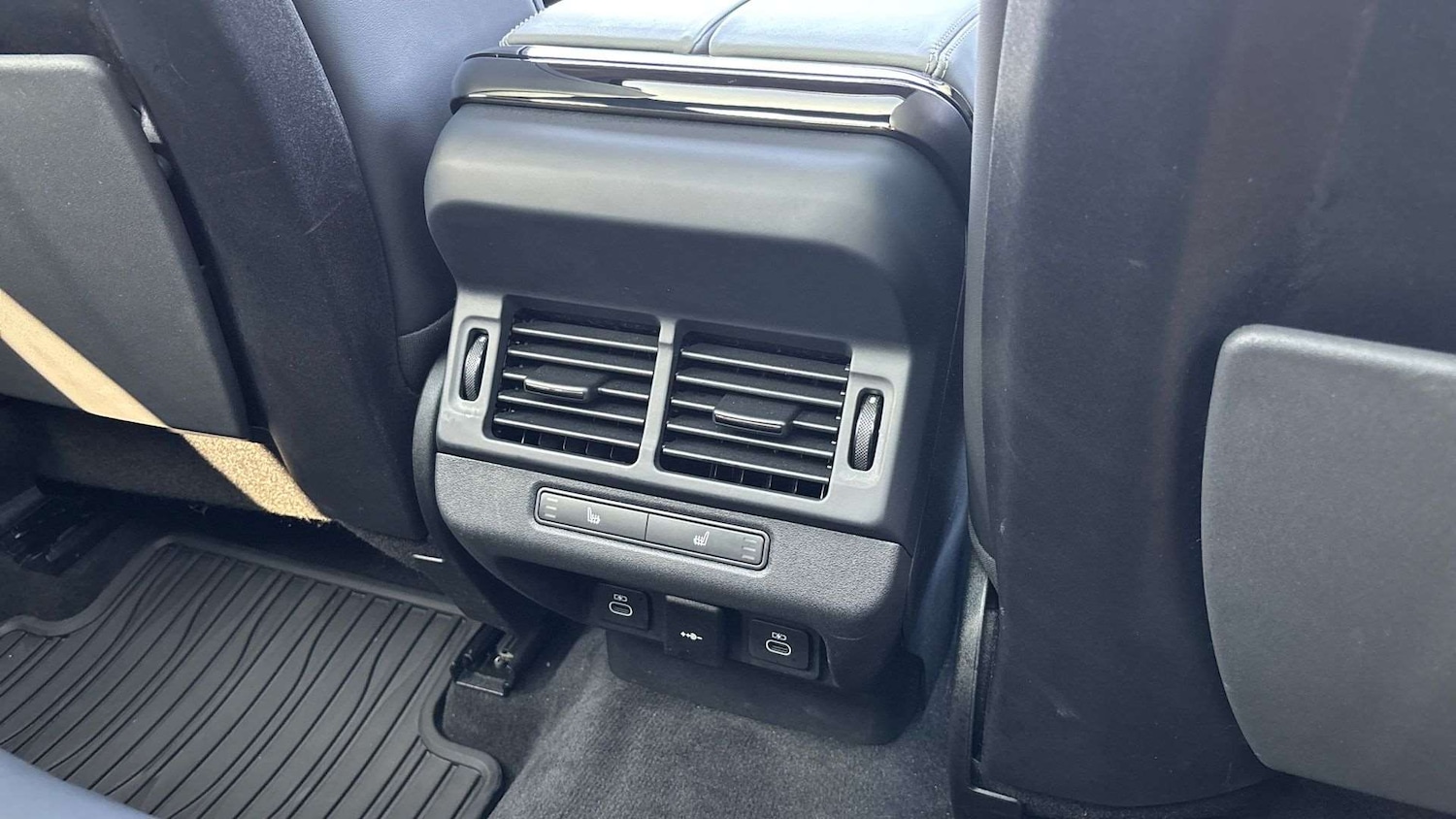 Used Land Rover Range Rover Evoque 2025 for sale - 76460082: Photo 18