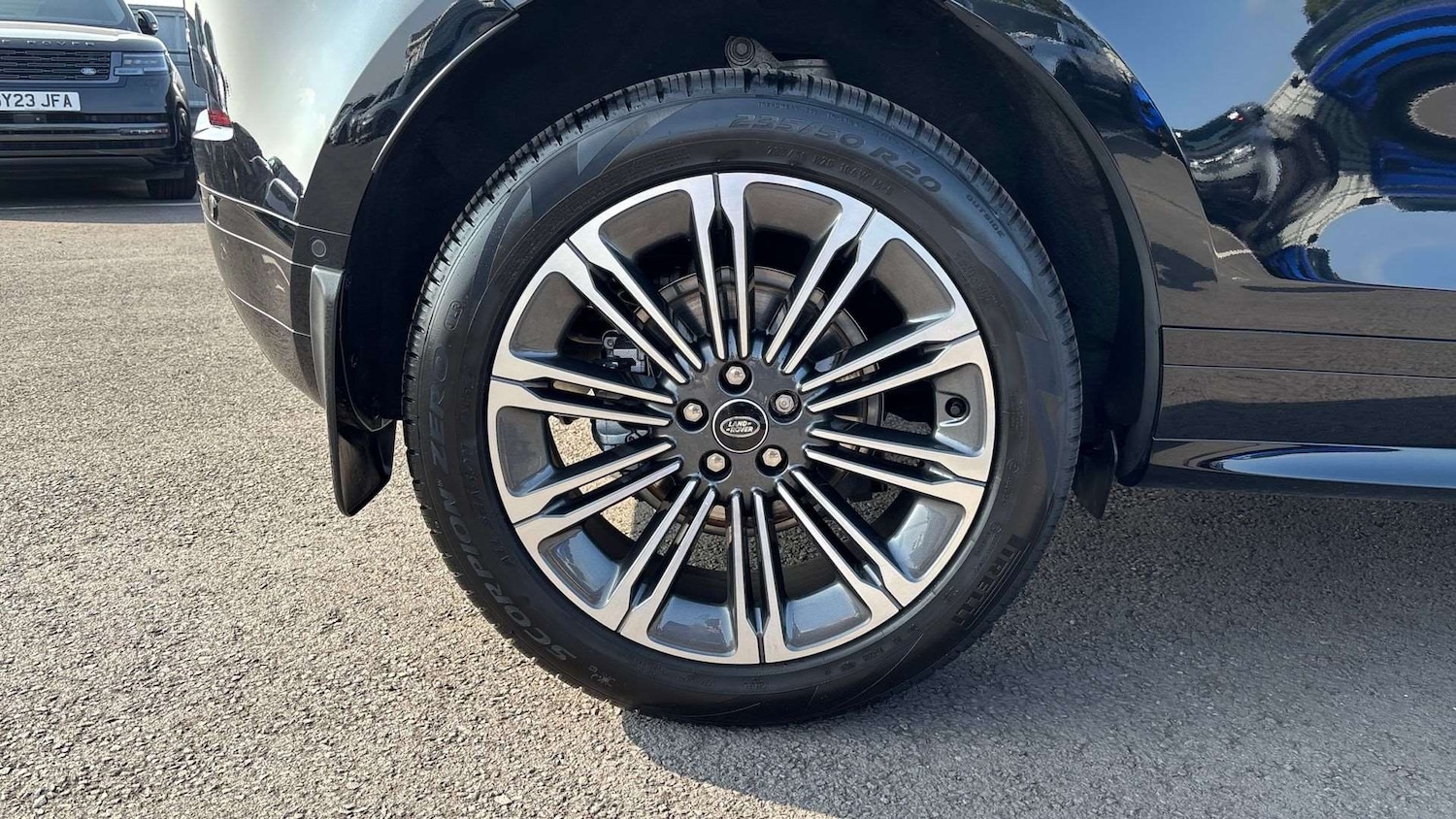 Used Land Rover Range Rover Evoque 2025 for sale - 76460082: Photo 30