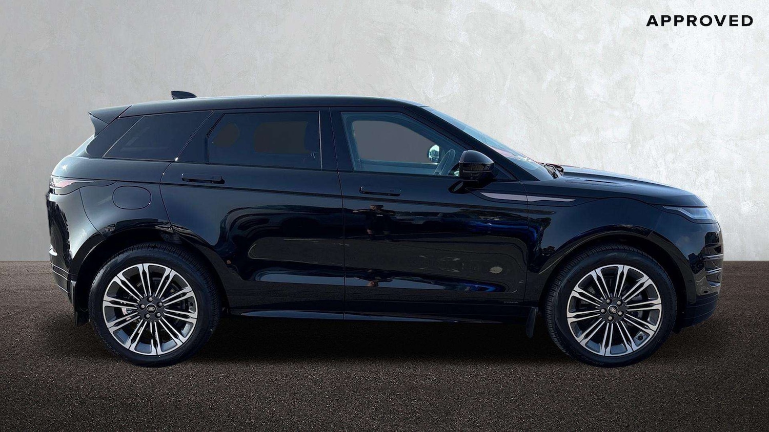 Used Land Rover Range Rover Evoque 2025 for sale - 76460082: Photo 5