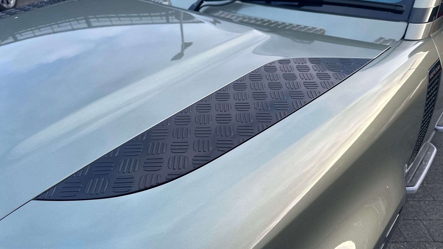 Used Land Rover Defender 2022 for sale - 77740770: Photo 20