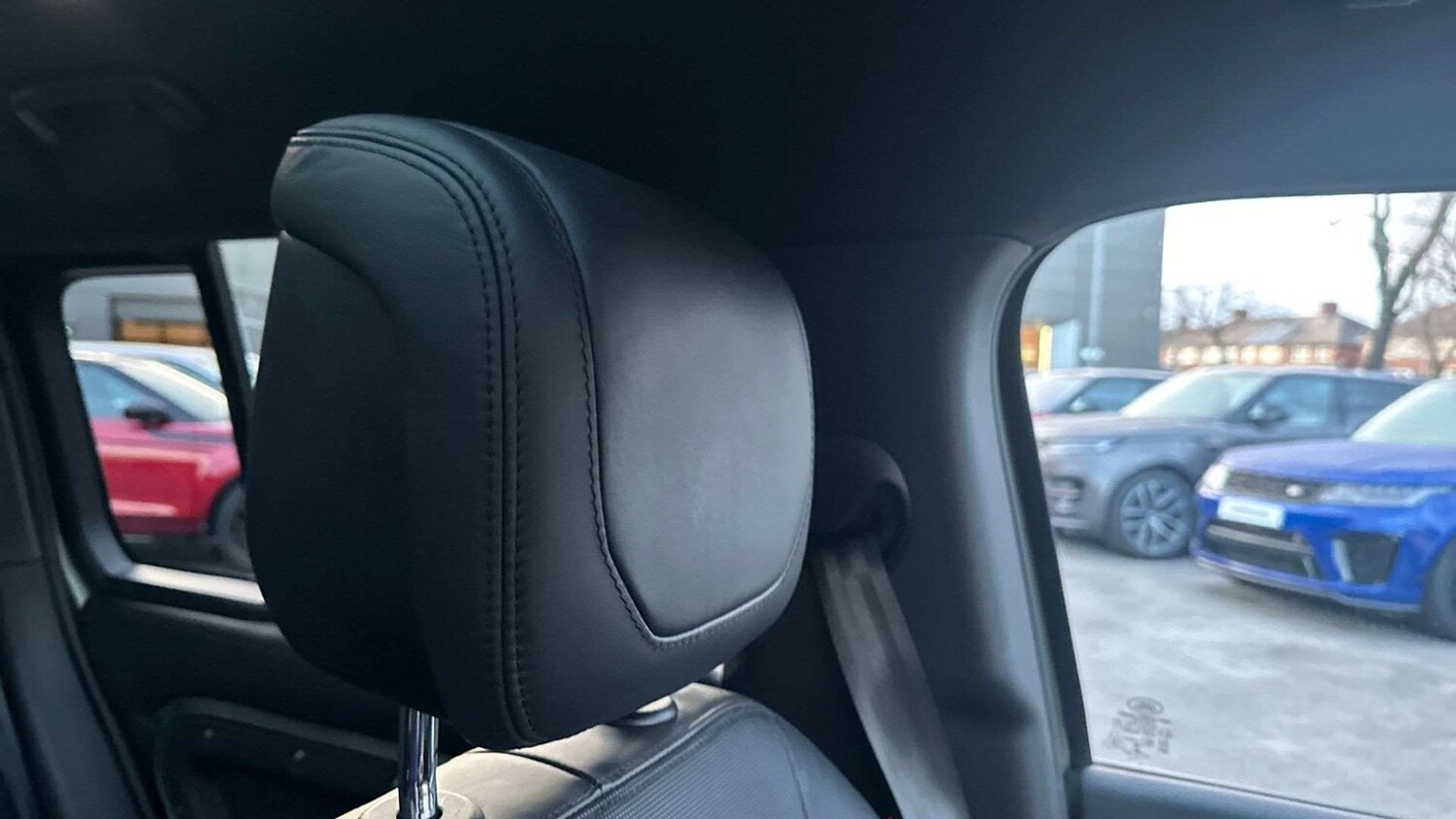 Used Land Rover Defender 2022 for sale - 77740770: Photo 34