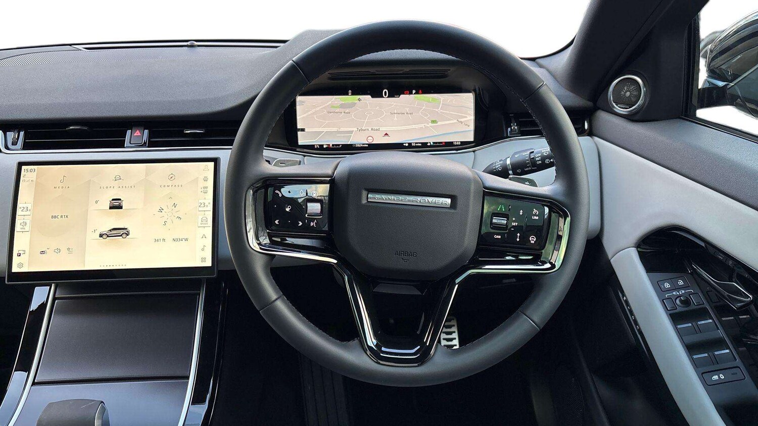 Used Land Rover Range Rover Evoque 2025 for sale - 76851572: Photo 15