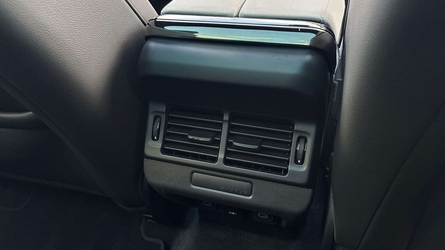 Used Land Rover Range Rover Evoque 2025 for sale - 76851572: Photo 18