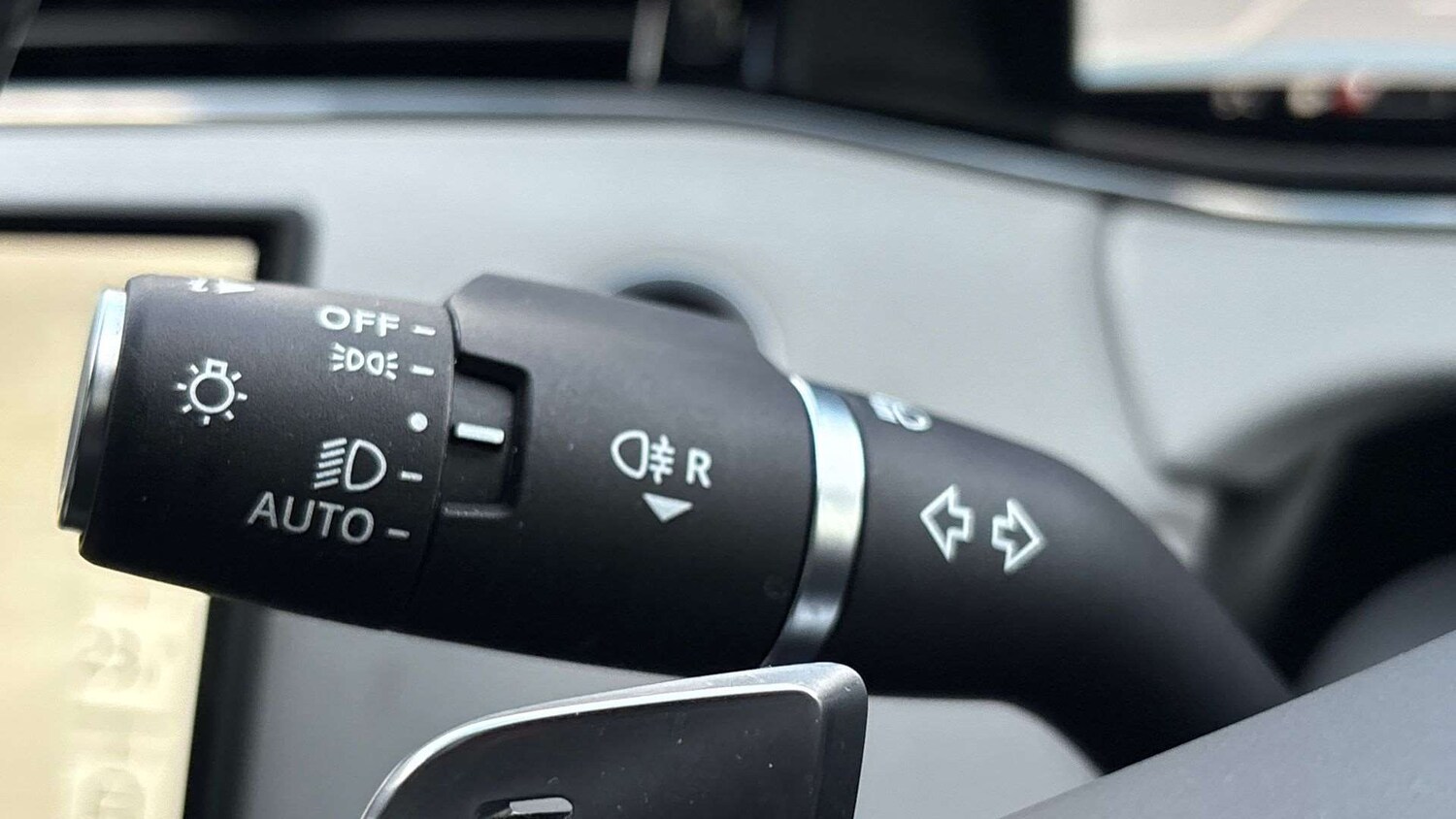 Used Land Rover Range Rover Evoque 2025 for sale - 76851572: Photo 31