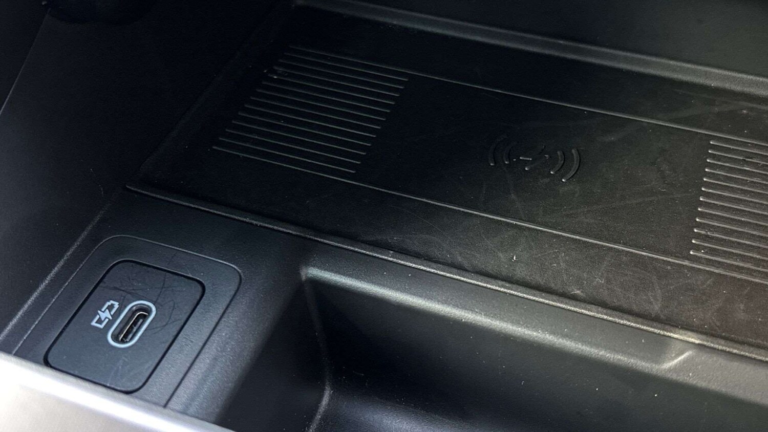 Used Land Rover Range Rover Evoque 2025 for sale - 76851572: Photo 33