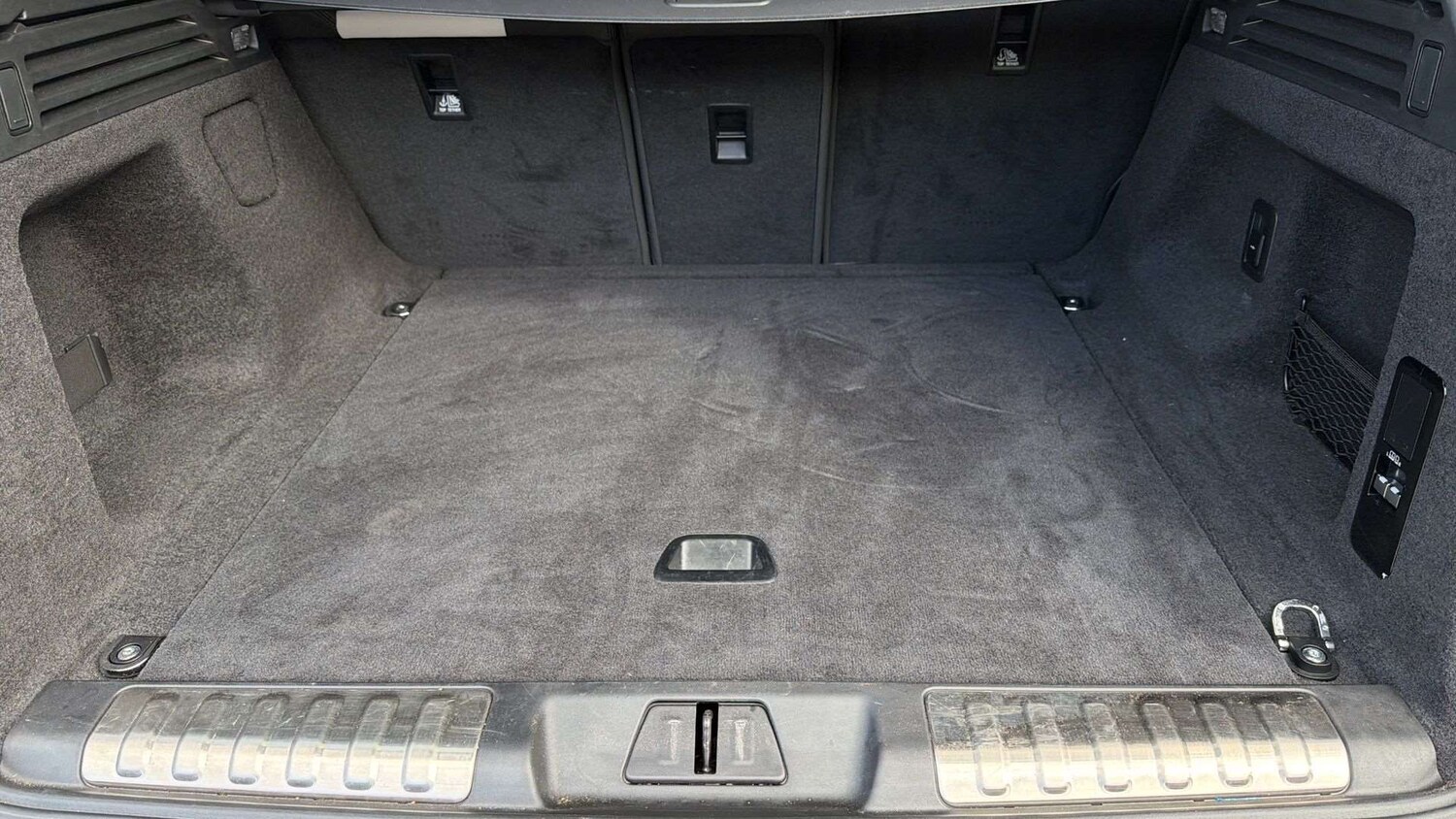 Used Land Rover Range Rover Sport 2024 for sale - 77857803: Photo 10