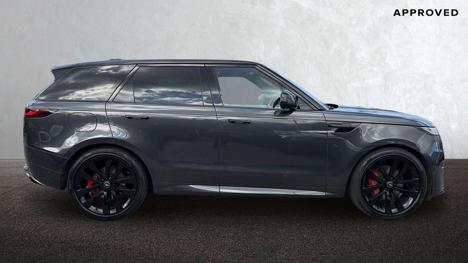 Used Land Rover Range Rover Sport 2024 for sale - 77857803: Photo 5