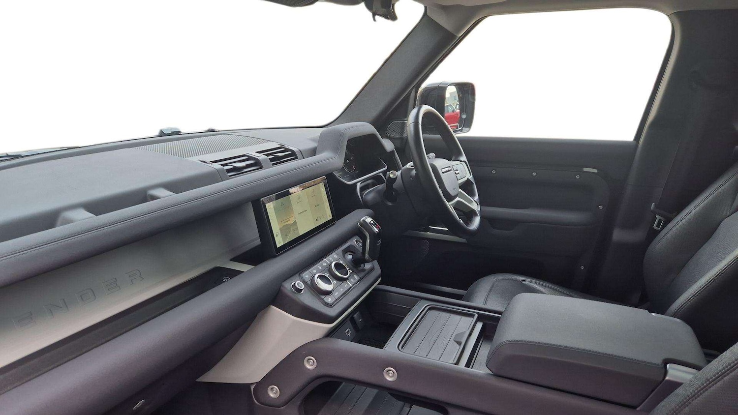 Used Land Rover Defender 2023 for sale - 76460347: Photo 3