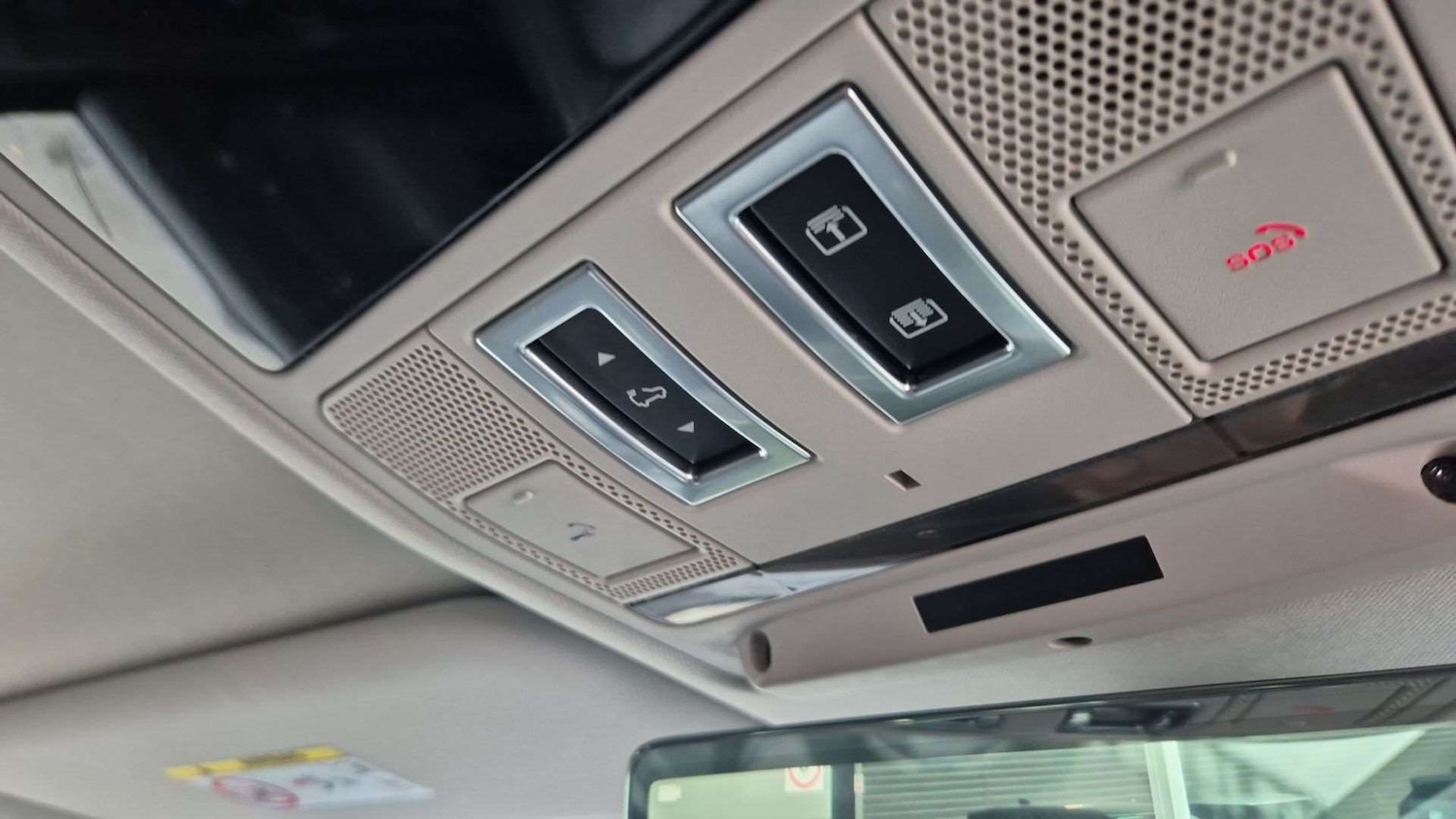 Used Land Rover Defender 2023 for sale - 76460347: Photo 34