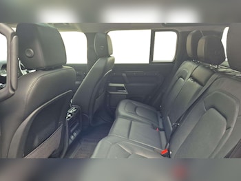 Used Land Rover Defender 2023 for sale - 76460347: Photo