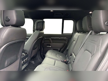 Used Land Rover Defender 2025 for sale - 79002301: Photo