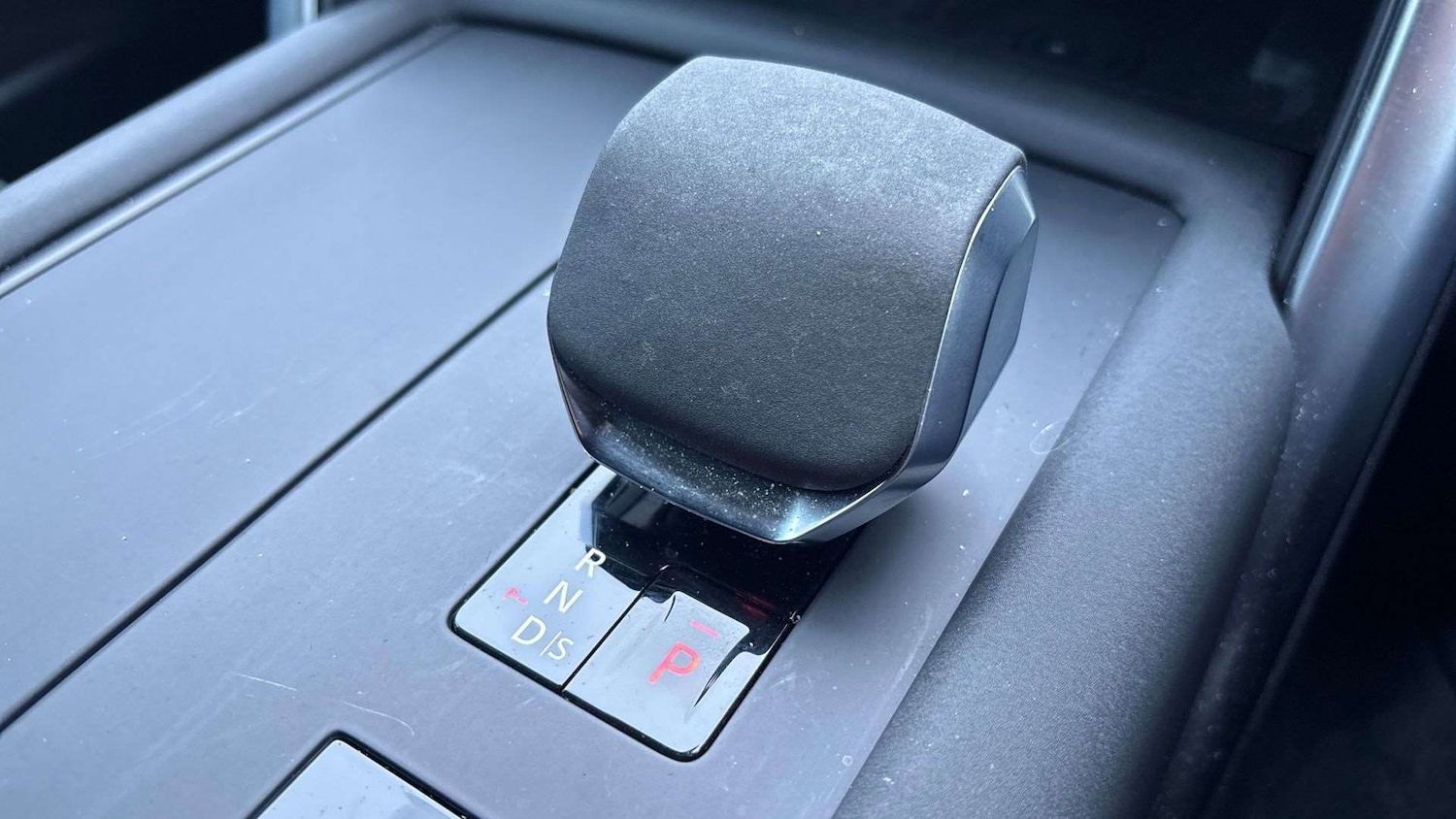 Used Land Rover Discovery 2023 for sale - 76460426: Photo 13