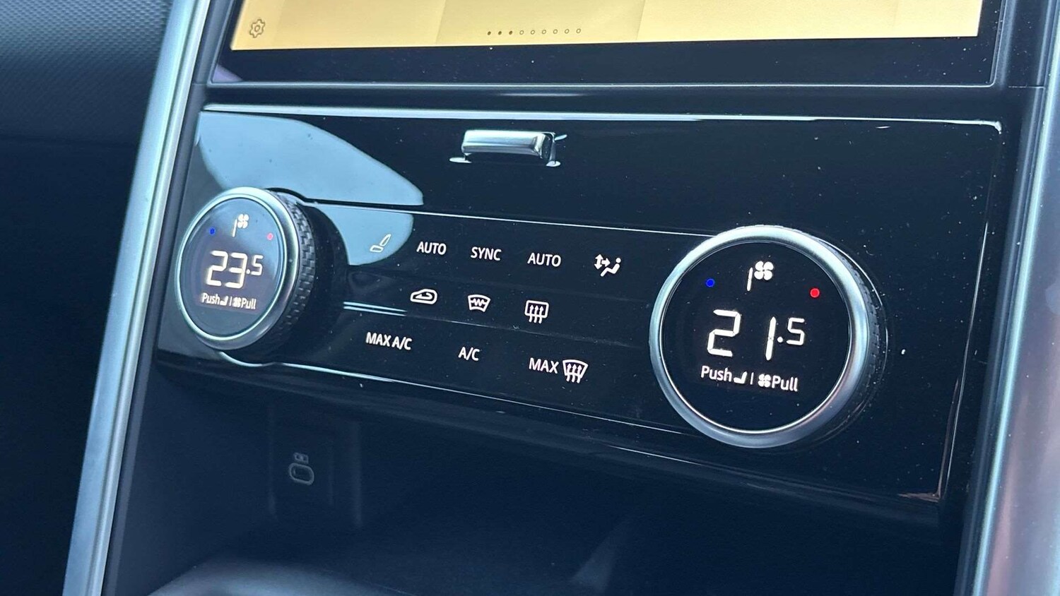 Used Land Rover Discovery 2023 for sale - 76460426: Photo 21