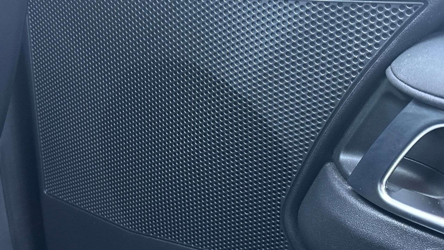 Used Land Rover Discovery 2023 for sale - 76460426: Photo 23