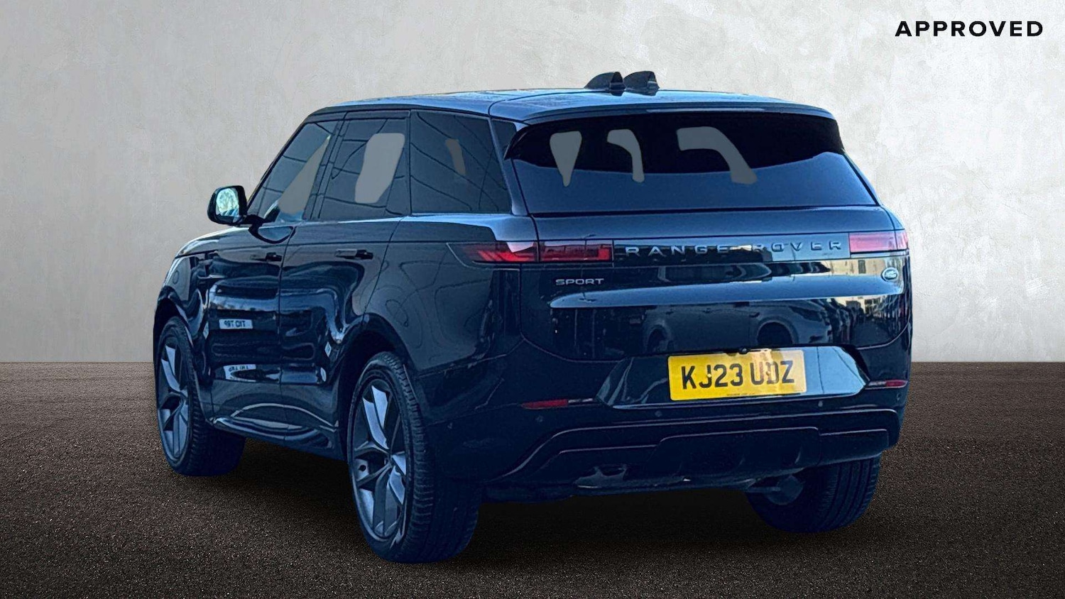 Used Land Rover Range Rover Sport 2023 for sale - 77018862: Photo 2