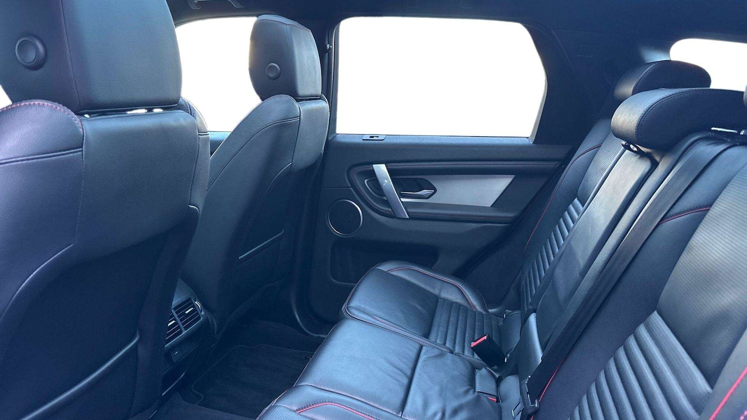 Used Land Rover Discovery Sport 2021 for sale - 77093455: Photo 4