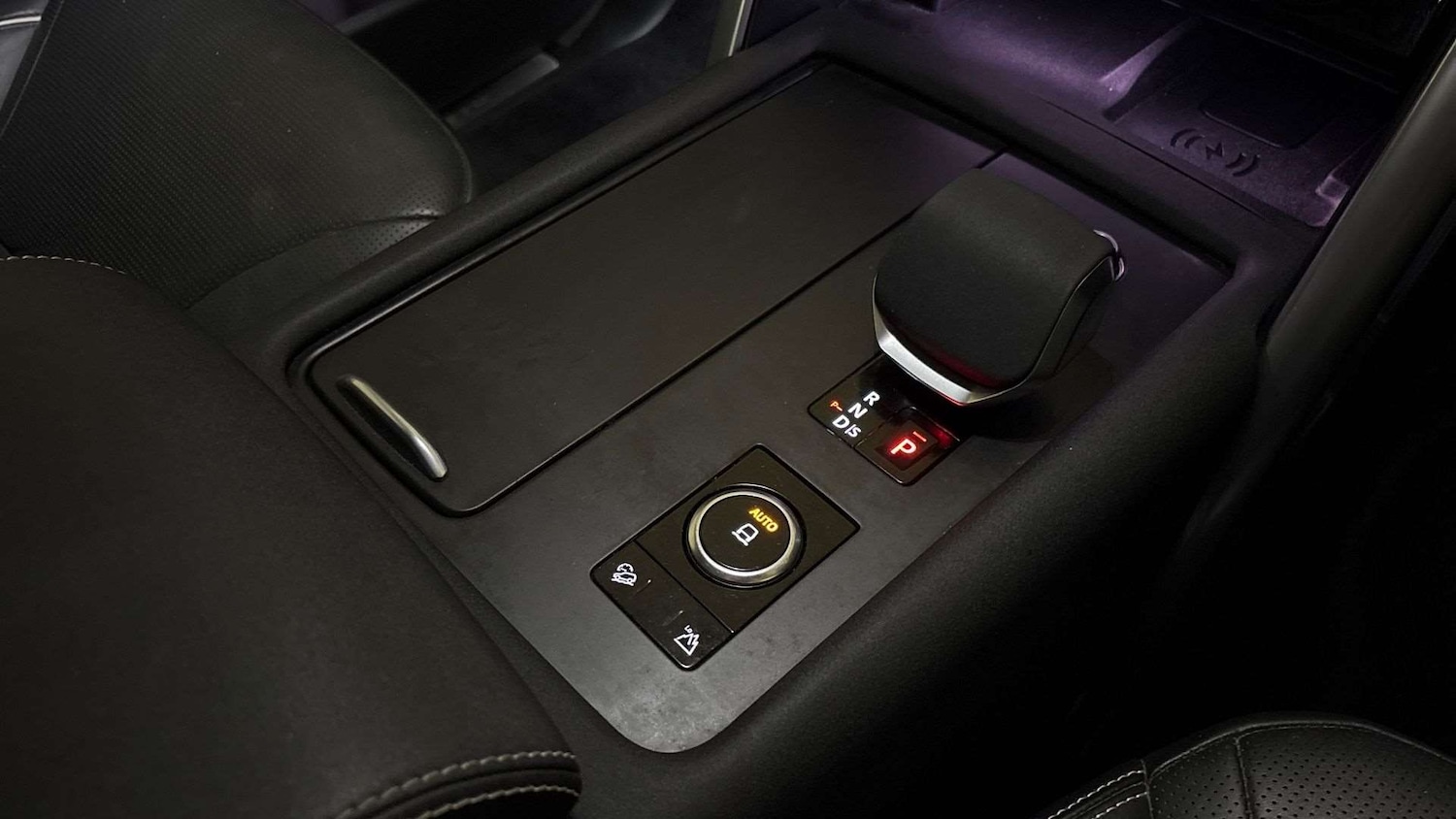 Used Land Rover Discovery 2024 for sale - 77373770: Photo 13