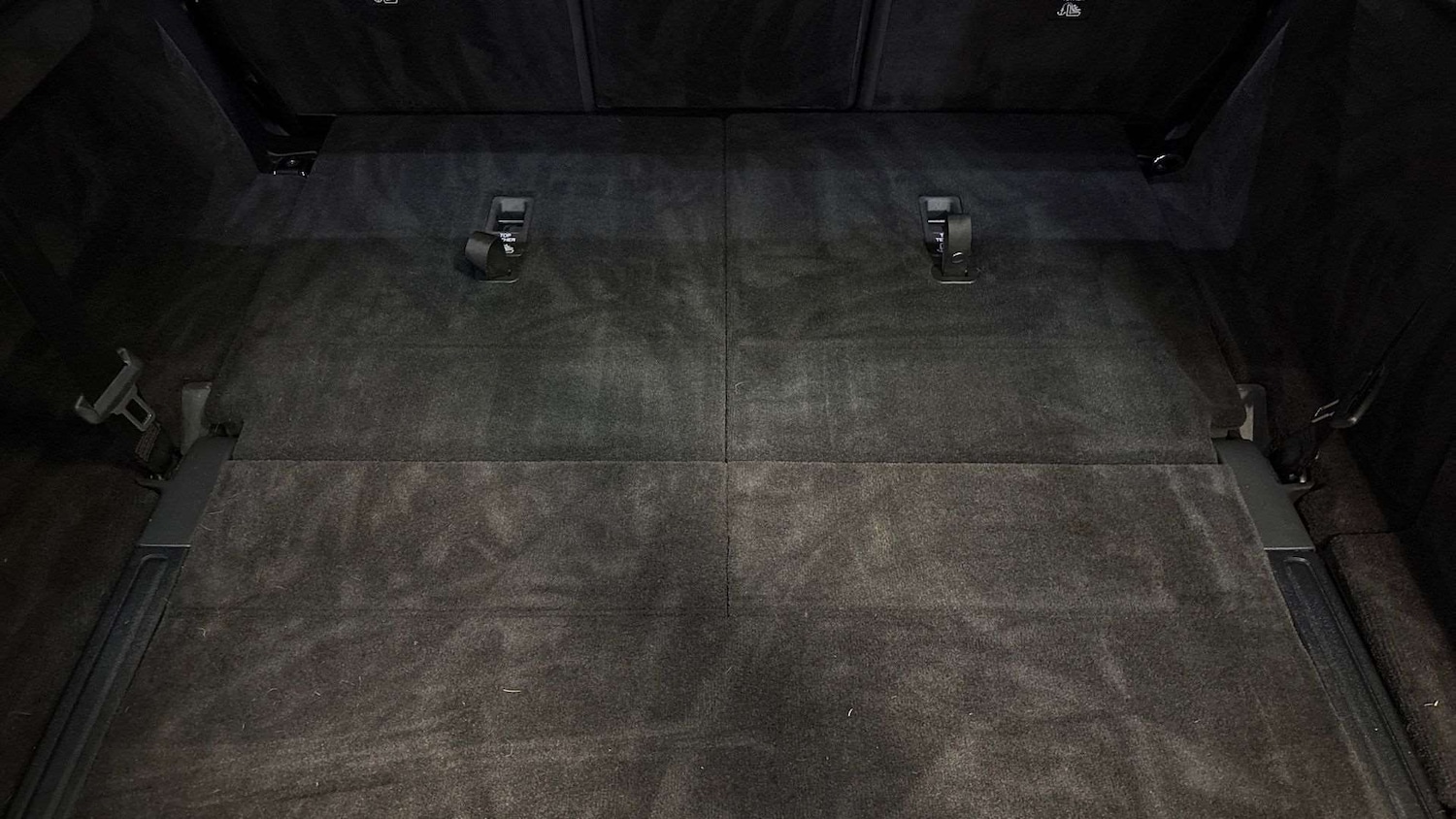 Used Land Rover Discovery 2024 for sale - 77373770: Photo 30