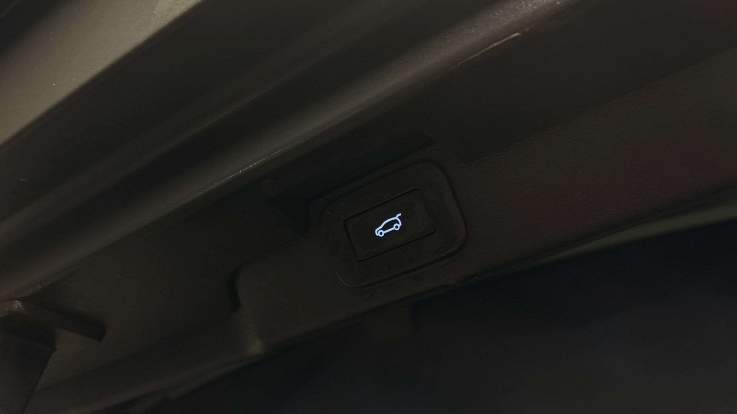 Used Land Rover Discovery 2024 for sale - 77373770: Photo 31