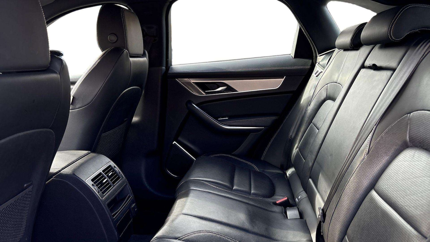 Used Jaguar F-Pace 2021 for sale - 77206495: Photo 4