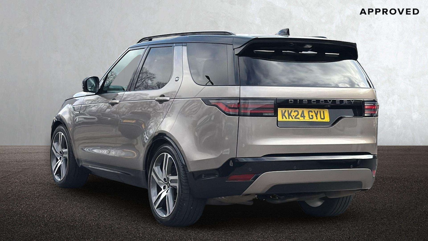 Used Land Rover Discovery 2024 for sale - 77913576: Photo 2