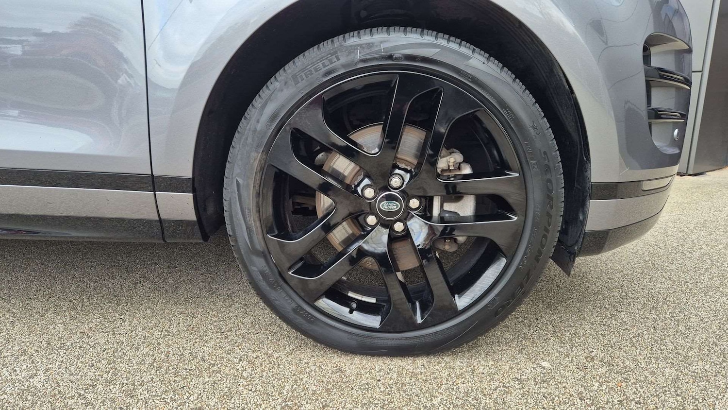 Used Land Rover Range Rover Evoque 2024 for sale - 76460404: Photo 8