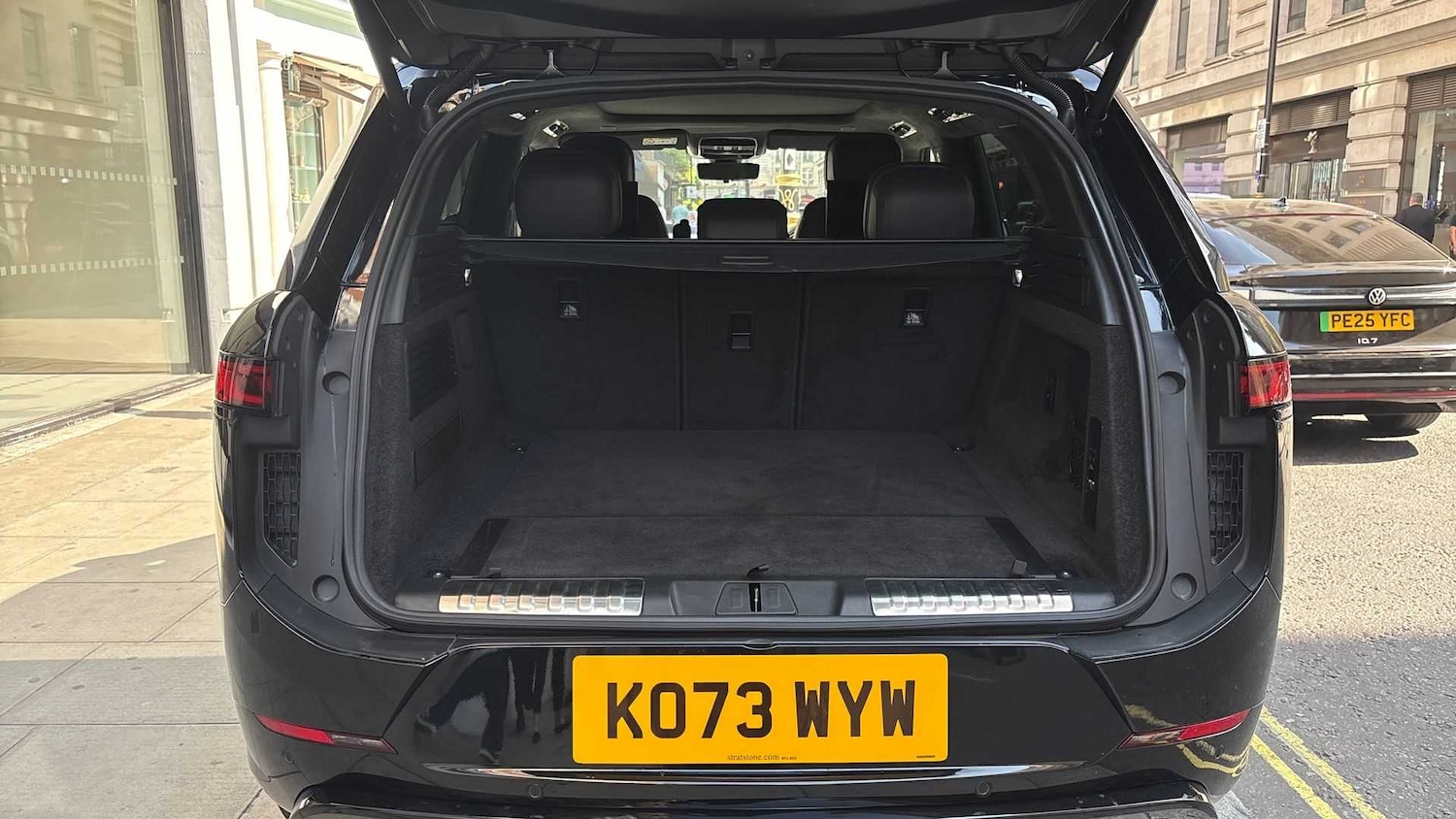 Used Land Rover Range Rover Sport 2024 for sale - 77589038: Photo 10