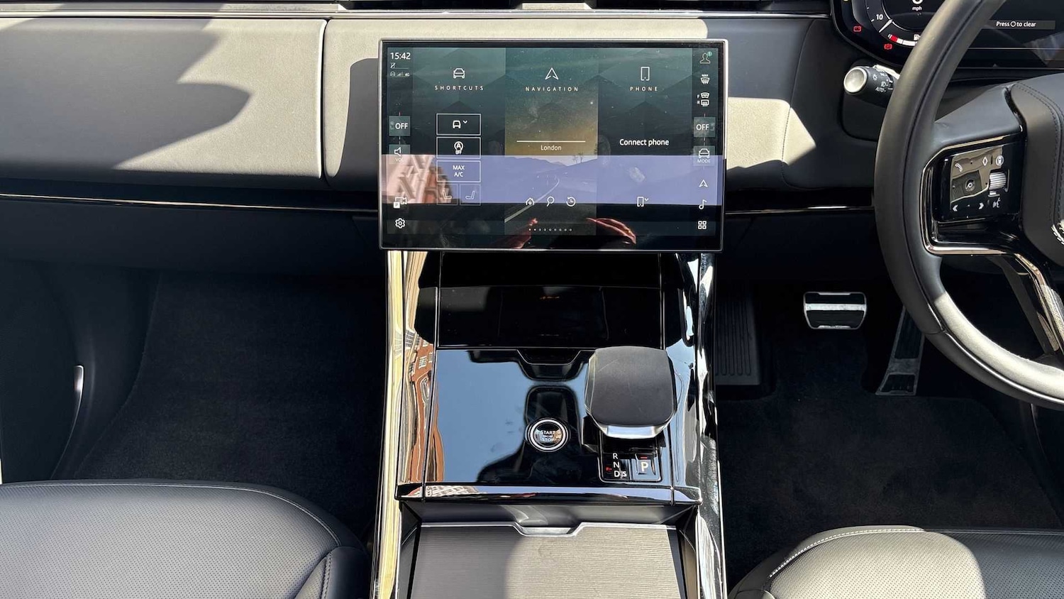 Used Land Rover Range Rover Sport 2024 for sale - 77589038: Photo 14