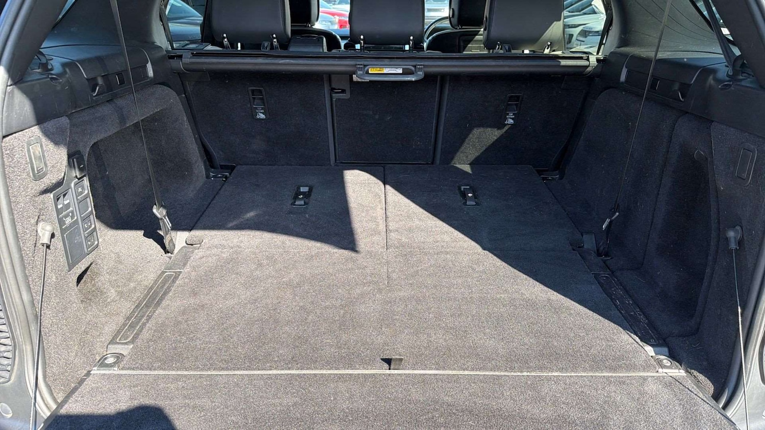 Used Land Rover Discovery 2023 for sale - 78221291: Photo 10